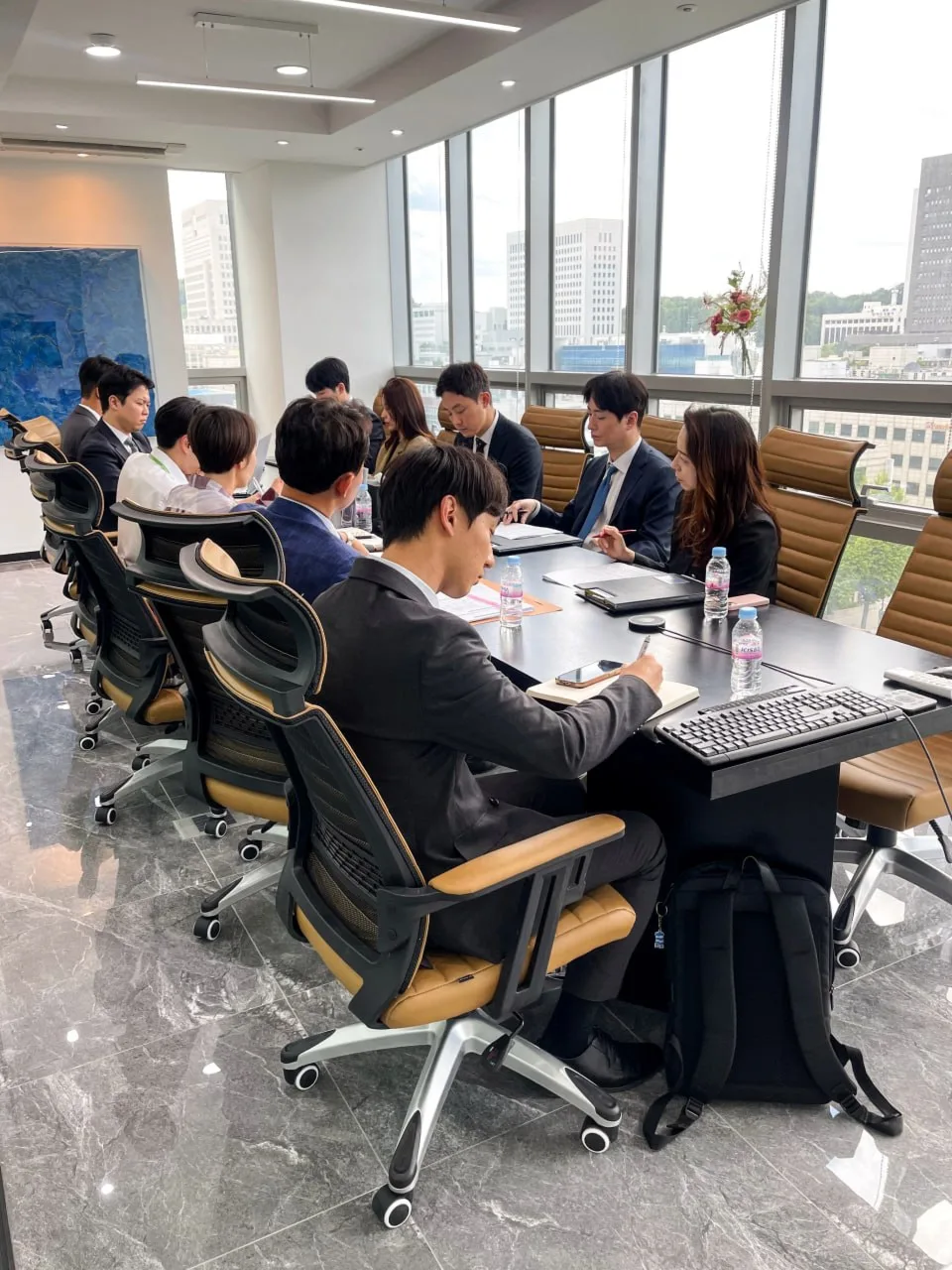부산형사전문변호사 로엘법무법인이 있는 부산 연제구 로윈타워 사무소 외관